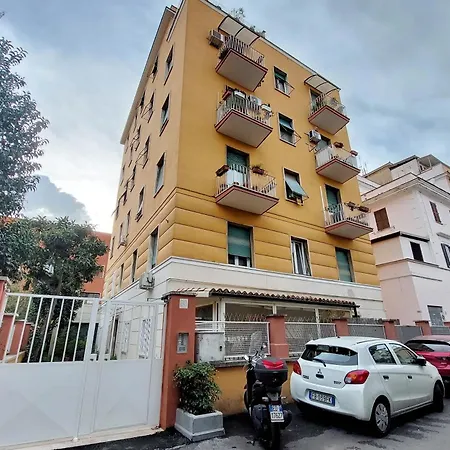 4bnb - Ponte Milvio Apartment *
